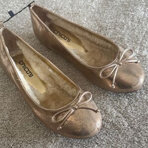 Chico's Metallic Bronze fur lined Flats